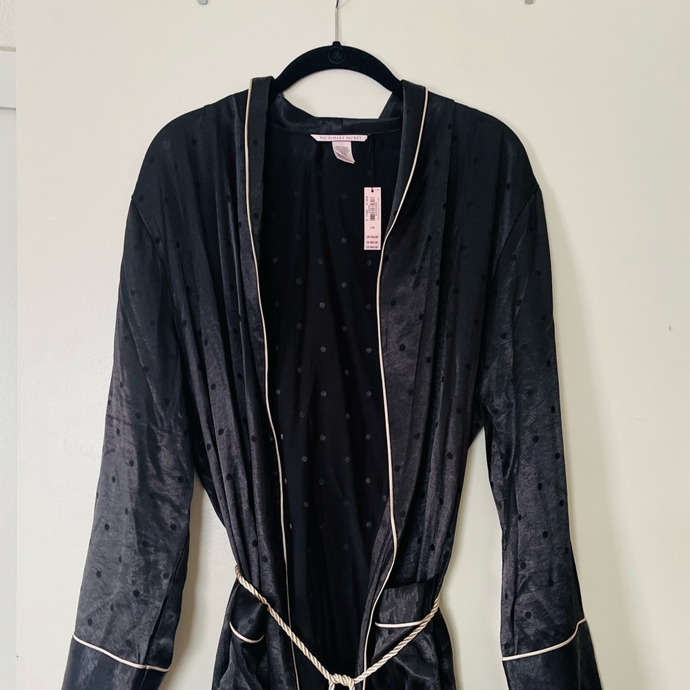 Victoria's Secret Black Tassel Tie Satin Robe - Picture 5 of 13